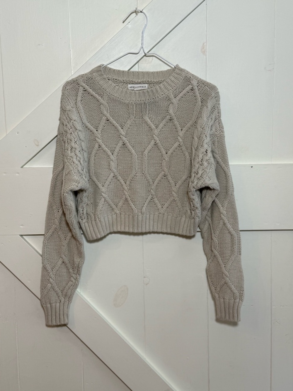 Aeropostale Cable Knit Cropped Sweater XS Oatmeal Cream Chunky Knit